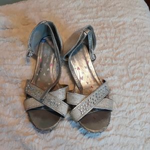 Girls sandals